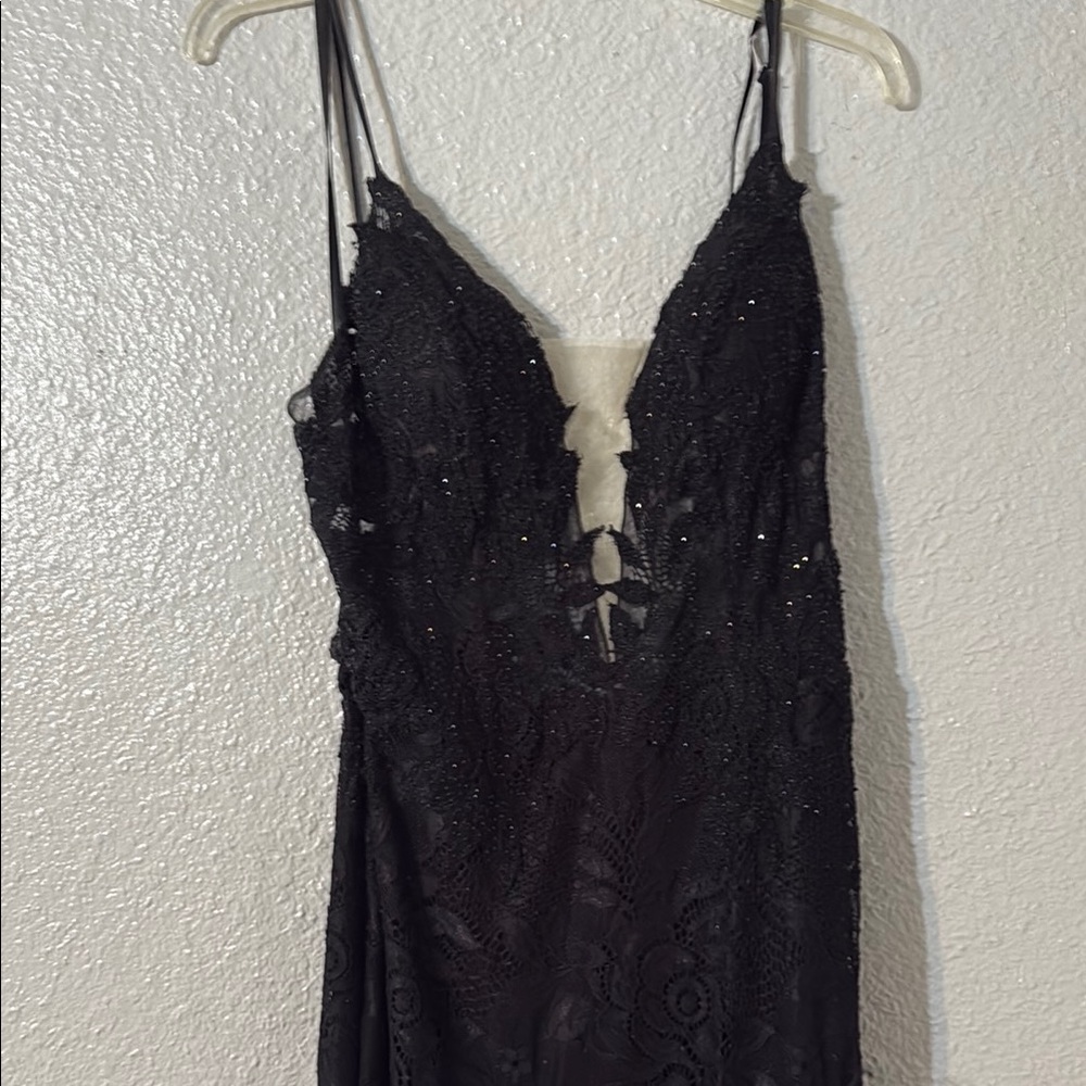 Elegant Black Lace Dress